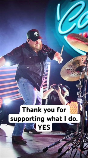 #Luke.combs.22 #countrymusic #music #fyp #cowbo #concert #germany #canada #london #australia #us