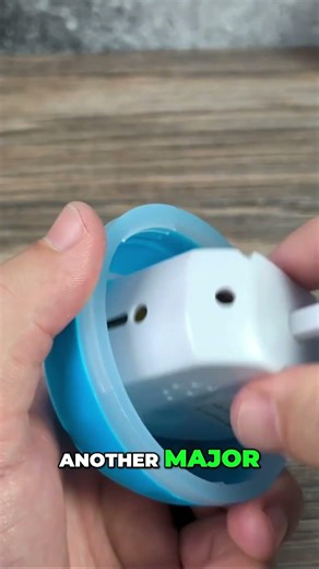 est Interactive LED Toy For Bored Dogs! 🐶✨ Apasiri Automatic Ball Review #shorts