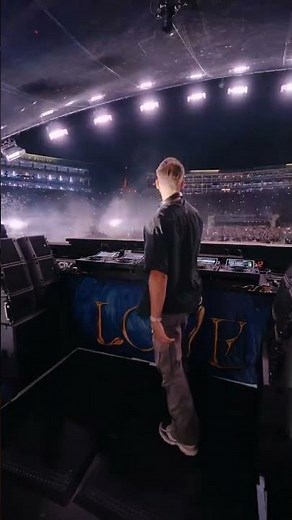 Calvin Harris – Feel So Close | Mainstage Synth Line Elevation at Tomorrowland 🏛️ 🇧🇪