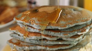 Insane blueberry pancakes, loaded lobster benedict, and legendary diner favorites. | Phantom Gourmet