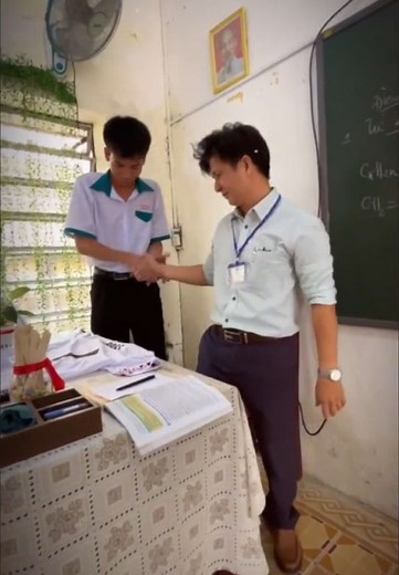 Siuuu....#10H #hottrend #xh #conthayluong #xuhuongtiktok #bongda #fyp #j97 #trendingvideo #rapviet #anhtraisayhi