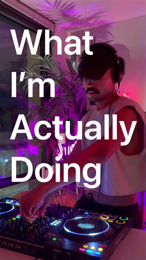 What DJs Actually Do in 40 Seconds