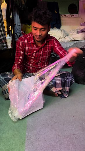 Unboxing a Rolex Watch: A Close Look at Details