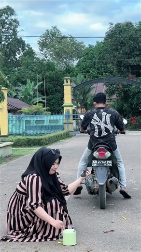 Trick your husband into not leaving #shorts