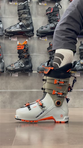 Omnisport Lyon on Instagram: "Test express de la Tecnica Zero G Tour 2026 + Position marche : ultra fluide + Flex: précis et puissant + Polyvalence : top sur tous les terrains 🔥 En ce moment à - 15% au shop, modèle homme & femme ! Et toi, t’es plutôt Zero G ou une autre team ?"
