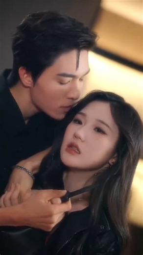 83K views · 999 reactions | Lin Yeye, who had just been released from prison, wanted to start a new life, but was accidentally dragged into hell by Jiang Zhou. Jiang Zhou became Lin Yeye's creditor and set up a chess game to let her repay her debt with her body and seduce her brother Jiang Yuhua. Unexpectedly, Jiang Zhou gradually developed unusual feelings for Lin Yeye in the process. Zhang Jinyi Liang Siwei | Romantic CDrama Series | Facebook