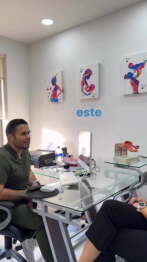 4.6K views · 93 reactions |  Este mes traemos una promoción muy seria… o casi. Si la botella cae parada, ¡la consulta es gratis! (spoiler: no cayó )  Reír también es parte del cuidado, pero tu salud no se deja al azar.  Agenda tu cita médica con confianza.  Sierra Alta Medical City – Chihuahua, Chih. #HumorMédico #PrevenciónConSonrisa #DrAntonioMuñoz #CuidarteConAlegría | Dr. Antonio Muñoz - Ginecólogo Obstetra | Facebook