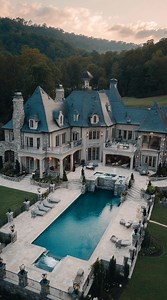 An incredible mansion in Upper New York state | Mansions of USA