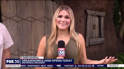 Inside DreamWorks Land: Shrek's Swamp Meet