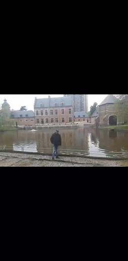 Lorsque vous ressentez l'un des sentiments négatifs, vous devez changer le langage corporel en faisant les choses suivantes, alors vous verrez un changement dans votre énergie et vos sentiments. | Karim Charmeur Finn Balor