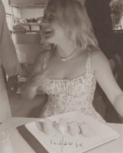 Madison Blaine McLaughlin on Instagram: "city of angels as of late.. 🍓🥦"