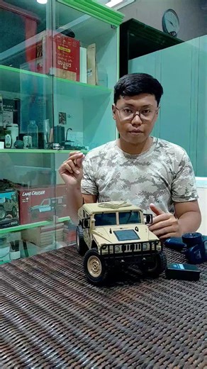 Exploring the Hummer H1: A Hobbyist's Dream