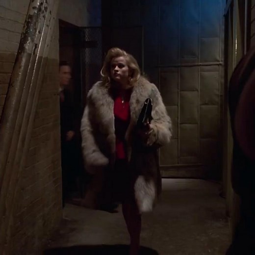 American Psycho (2000) - Fur Fashion Edit - FurGlamor.com #fashionedit #furcoat #furglamor #lynxfur