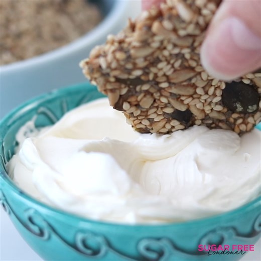 You won't believe how crispy these keto seed crackers are! | Sugar Free Londoner - Low Carb Recipes