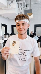 Drawing strangers challenge 008/100 . Another joyful day, another bright smile @santiago_dah . . . #drawing #watercolor #artreel #artreels #arttrends #arttrend #viral #watercolors #drawings #drawingoftheday #drawingprocess #fyp #reelsinstagram #artoftheday #artistsoninstagram #boston | Nickilovesdrawing