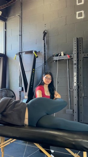 Victoria Thanh Tran B.S | Stretch Therapy | Body Work on Instagram: "During this stretch, we are working your hip flexors, particularly the Iliopsoas (psoas major + iliacus). This is doing most of the work because the hip is placed into true extension while the pelvis is stabilized, which is the strongest lengthening position for the deep hip flexors. By using your knee or hand to stabilize your client (pelvic stabilization), it prevents lumbar compensation, so the stretch stays on the muscle in
