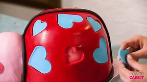 995K views · 4.3K shares | Who knew cakes could be so cute? 殺 It is...