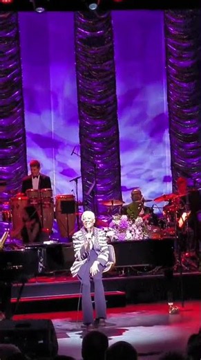 Last concert of tour with Dionne Warwick. Proud to have played trumpet for her!