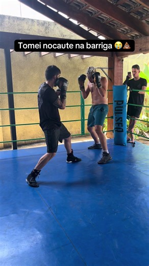Pra amolecer o coco 😂 💩 #muaythai #boxe #sparring #boxeador #sparringday