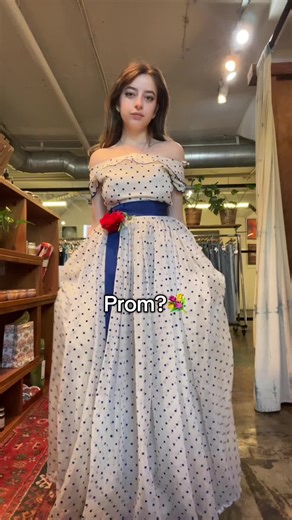 Are you looking for the perfect vintage prom dress? Old gold is your place! Come shop all of our cute and affordable vintage dresses💐🌸💗#prom #promplaylist #vintage #sacramento #oldgold #polkadot #gunnesax #80s #50s #ballgown #wedding