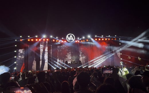 Trivecta三叶草放出ILLENIUM的《Fractures》VAC现场4K杜比视界