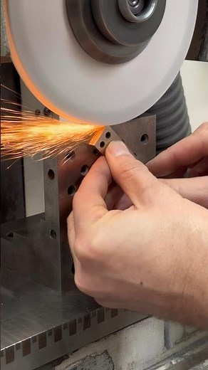 How to grind a perfect radius by hand￼