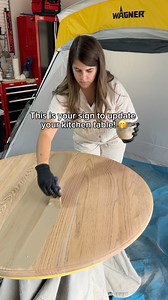 THIS IS YOUR SIGN to update your kitchen table! 😍 Solid oak kitchen table furniture makeover! #woodstain #furnituremakeover #furnitureflip #tablemakeover #beforeandafter | Touch of Townsend