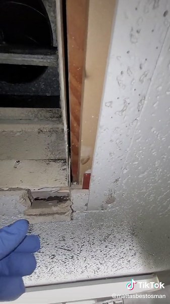 Muestreo Discreto de Azulejos de Techo para Asbestos