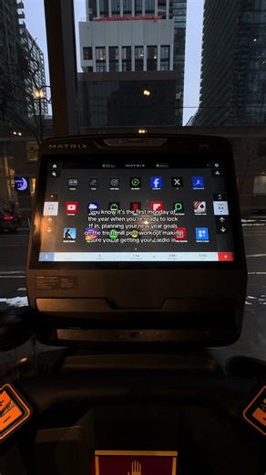 happy first Monday of the year ! Time to lock tf in ⚡️ #monday #newyear #routine #lockedin #fitness