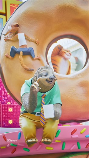 【同Zootopia好友dance the party 🐰🦊】 左手、右手！向左擺、向右擺！ 齊齊We’ve got you! 嚟香港迪士尼一齊同Judy and Nick 同埋一眾Zootopia 好友跳舞啦！ HK$879入園兩次，同Zootopia 好友盡情跳舞! 👯 | 香港迪士尼樂園 | Hong Kong Disneyland