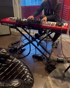 Holly Bowling on Reels