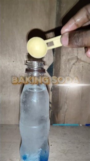 Amazing Lemon & Baking Soda Reaction in a Bottle 😲 | Science Experiment#youtubeshorts#viralshorts