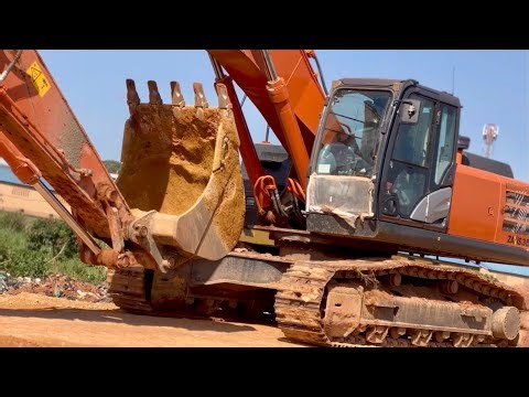Powerful Excavator at Work 🚜🔥 | Heavy Machine Digging & Construction Action