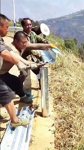 Collaborative installation process of bend guardrails