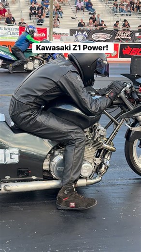 98K views · 1.8K reactions | Nothing Like Kawasaki Z1 Power!  | CycleDrag | Facebook