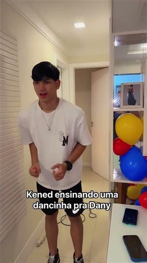 Kened teaching Dani a little dance #comedy #shorts