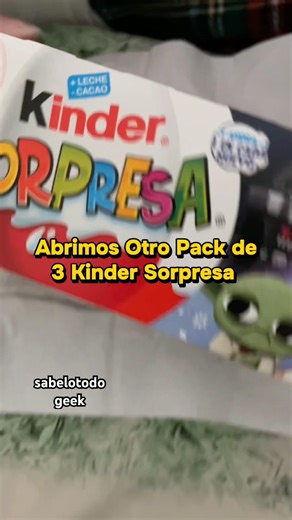 Abrimos Otro Pack de 3 Huevos Kinder de Star Wars ¿La Fuerza está conmigo? #starwars #kinder #shorts