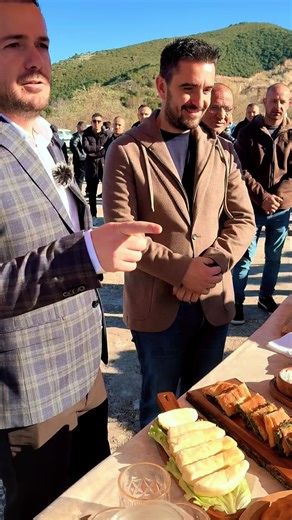 Trajtimi i Gatimeve Tradicionale në Restorantin Panairin e Pocemit