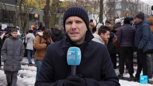 🇨🇦 Le Québec réduit ses seuils d'immigration et met fin à l'un de ses principaux programmes d'accueil. Des milliers de travailleurs francophones, notamment, sont sommés de partir. Reportage de notre correspondant au Canada ⤵️ | FRANCE 24