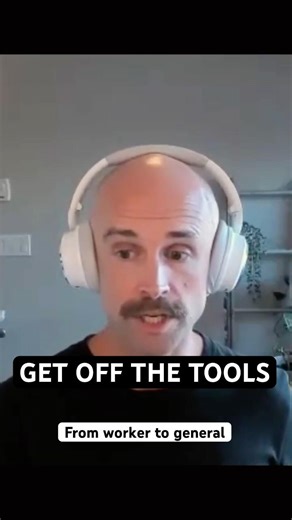 Get Off The Tools: Build a Self-Managing Company (For Contractors)