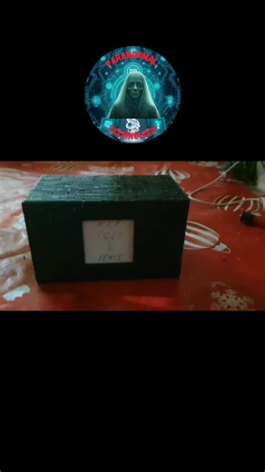 **PARANORMAL TECHNOLOGY** presenta una gama avanzada de dispositivos diseñados específicamente para investigar y analizar fenómenos paranormales. Con una tecnología de punta y una precisión sin igual, nuestros equipos son la elección ideal para investigadores serios del ámbito paranormal. - **Rempod**: Dispositivo esencial para la detección de campos electromagnéticos y la medición de actividad paranormal. - **MiniRempod**: Versión compacta del Rempod, ideal para investigaciones en espacios redu