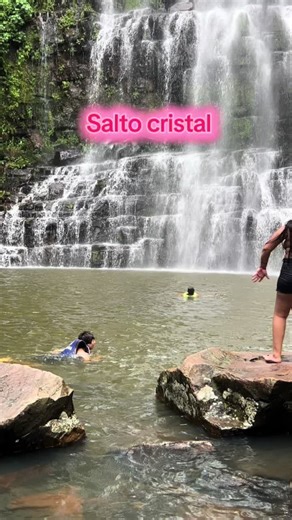 Descubre el Salto Cristal en Paraguarí, Paraguay