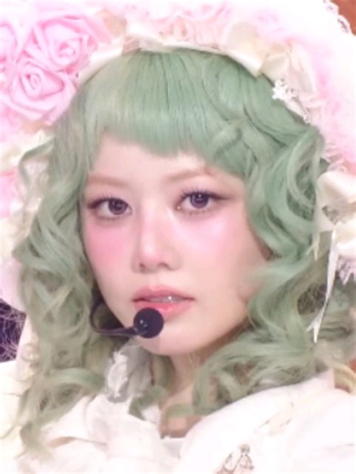 Feel Hypnotized: XG x TWICE Mashup Experience