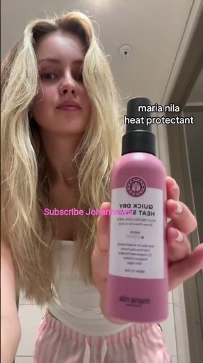 how i use the xtra large bombshell volumizer by @Color Wow Hair 💗 #hairtok #tutorial #blowout