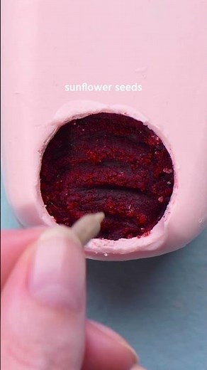 It’s BIG, SCARY, and… delicious?! 🪱🍭 Take a bite out of this Alaskan Bull Worm cake pop!