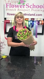 48K views · 223 reactions | Janettes top tips on using one of her fav flower .. Lissanthus !! What is one if your fav flowers ? | Kays Flower School | Facebook