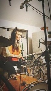 There’s so many different ways to LP Your Kit. Here’s another great example from our friend Wiktoria Bialic! #LPYourKit #FridayFeeling LP Products In Video: 6” Micro Snare 14” Banda Snare 12” Salsa Snare | Latin Percussion