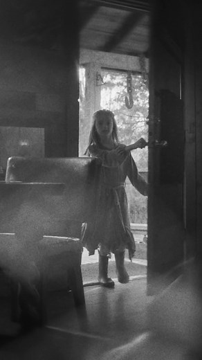 The music video for “Hello Out There” featuring Johnny Cash’s granddaughter Grace is out now. Watch here: https://johnnycash.lnk.to/HelloOutThere 🎥 | Johnny Cash