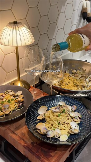 Delicious Clams and Pasta Recipe for Home Cooking