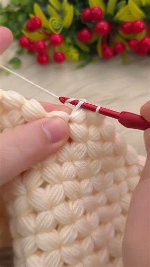 Master the Stunning Puff Stitch: Easy Crochet Tutorial!
